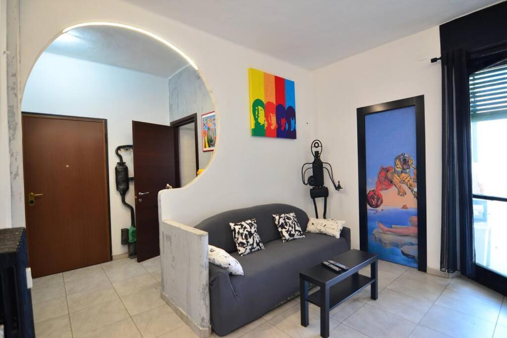 Pollyhouse - Apartment ตูริน ภายนอก รูปภาพ